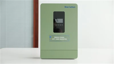 Blauwe koolstof 4 kW zonne -energie -omvormer voor thuis energiesysteem
